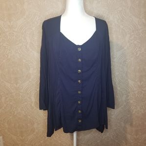 Torrid Square V Neck3/4 sleeve button up blouse